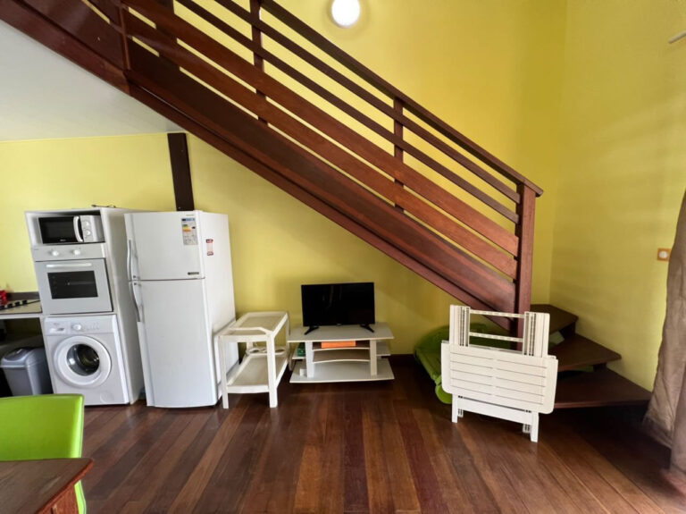 B79F801E-5FCB-4108-B04F-B87C43D49A28